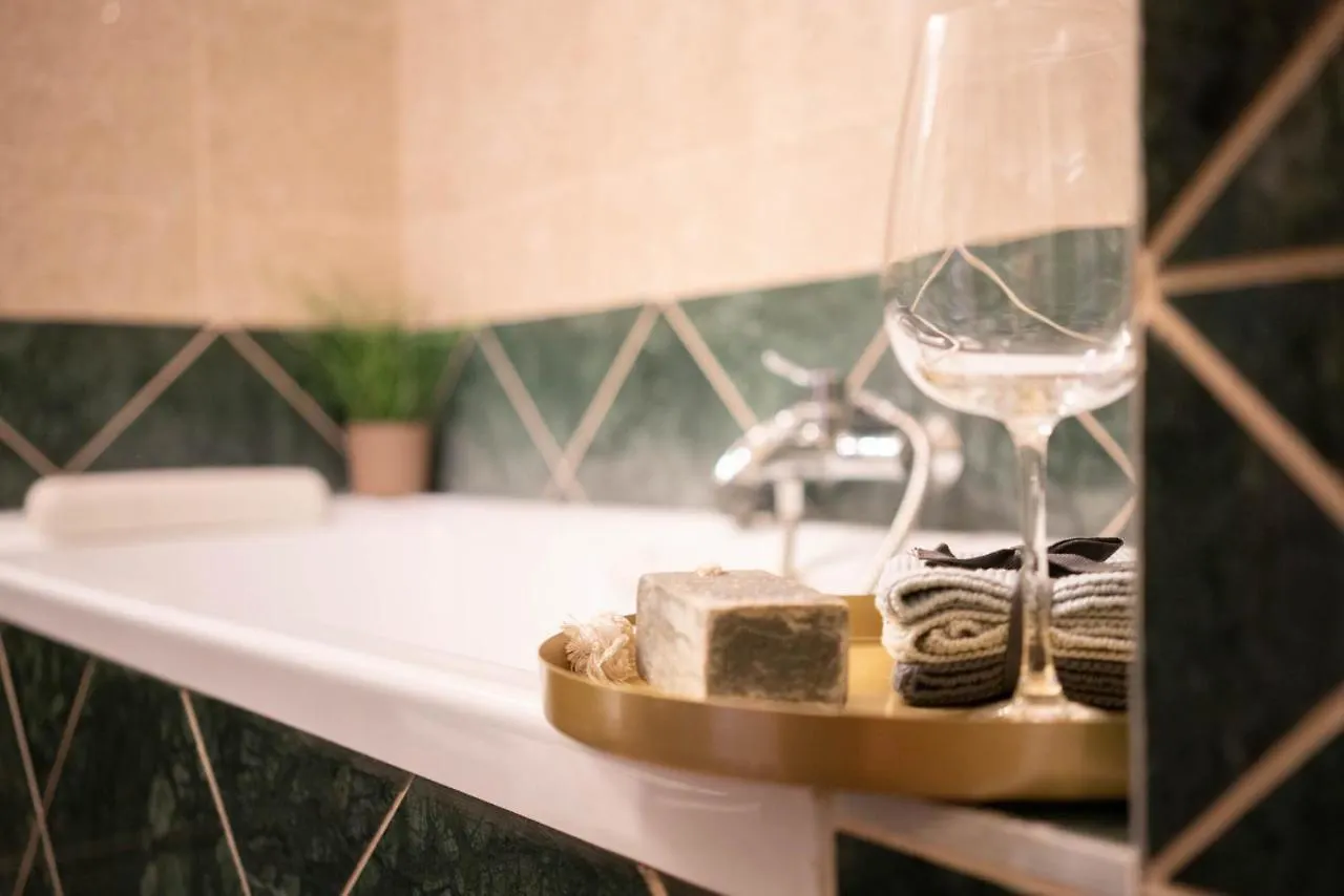 Apartment Free Parking! Soho Budapest 101, 4 Ppl, Ac, Superfast Wifi, Tv
