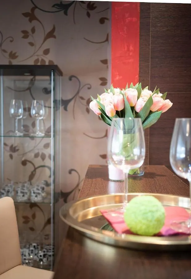 Apartment Free Parking! Soho Budapest 101, 4 Ppl, Ac, Superfast Wifi, Tv