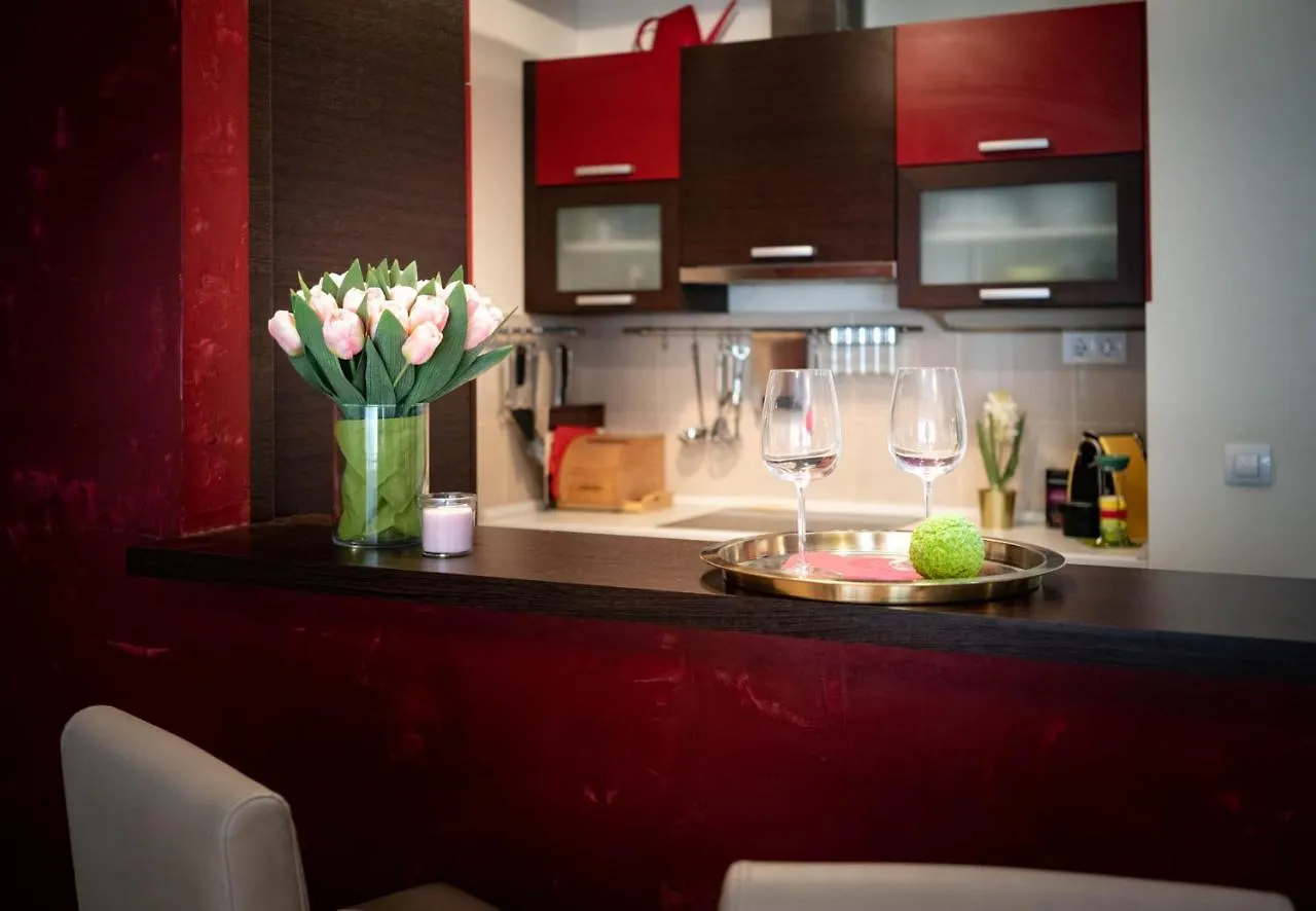 Free Parking! Soho Budapest 101, 4 Ppl, Ac, Superfast Wifi, Tv Apartment